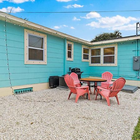 Quaint Gulfport Beach Bungalow Saint Petersburg Eksteriør billede